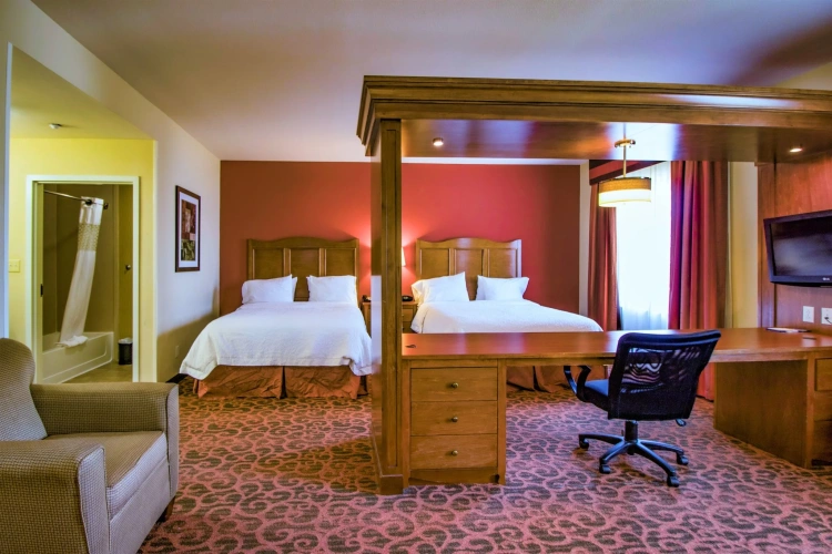 Quadruple Suite with view