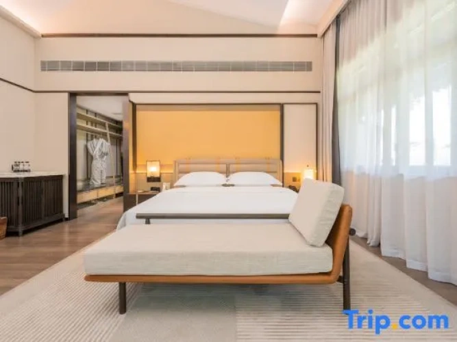 Family Suite with balcony