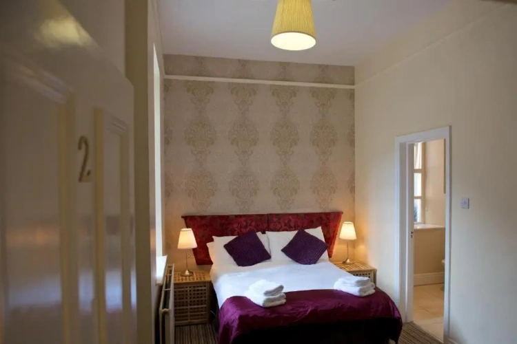 Standard Double Basement room