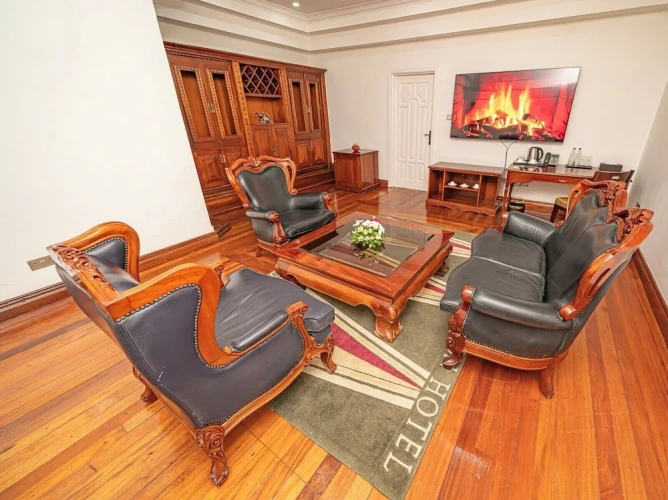 Deluxe Double Suite