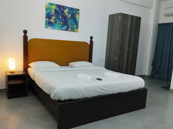 2 Bedrooms Apartment