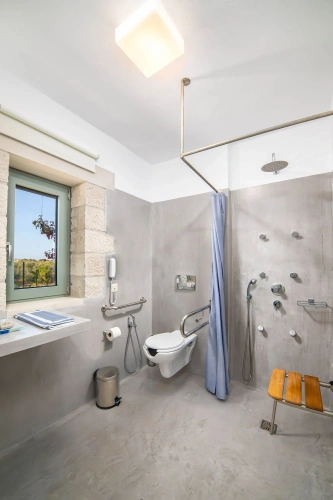 2 Bedrooms Villa