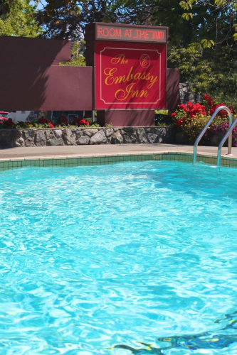 The Embassy Inn photo 14
