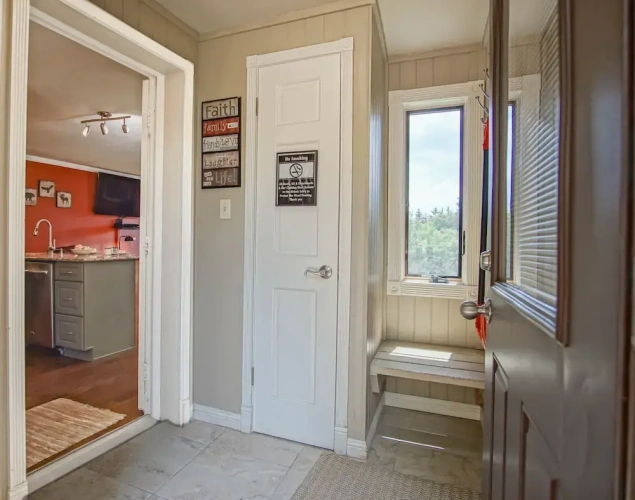 1 Bedroom Standard Double room with mountain view