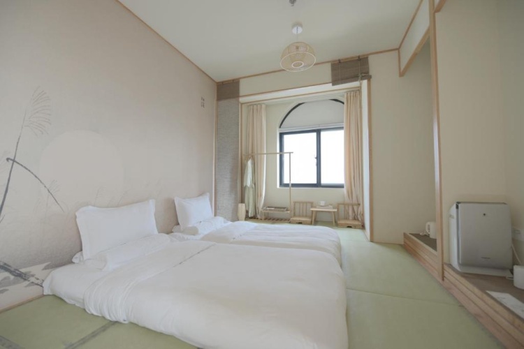 Superior Twin room with view