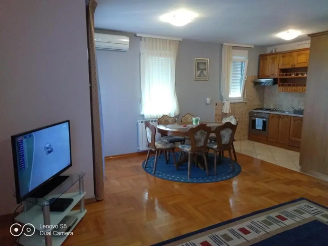 Apartmani Almica