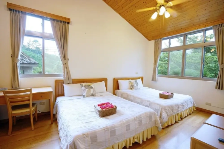 Standard Quadruple Family room