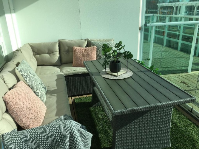 2 Bedrooms Apartment