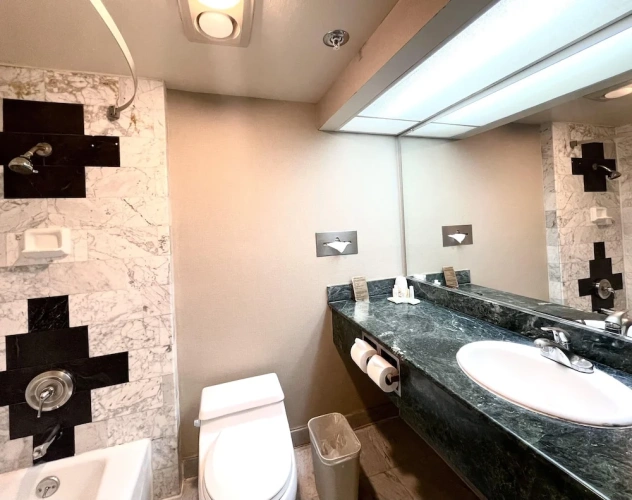 Quadruple Suite