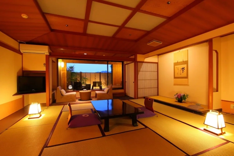 Standard room with balcony and with ocean view