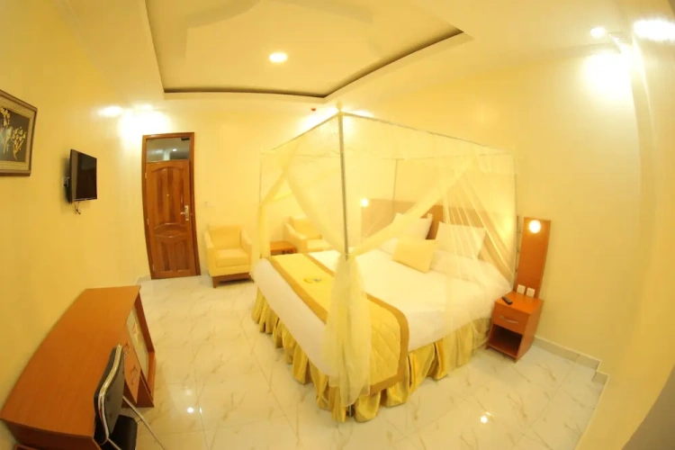 Deluxe Double Suite