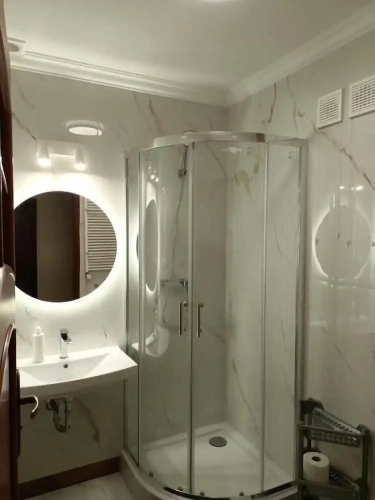 Economy Twin room with city view