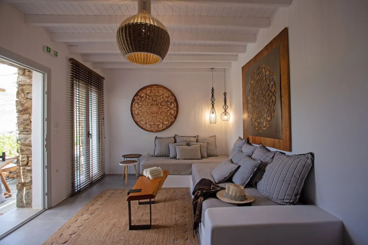 Nur Mykonian Suites