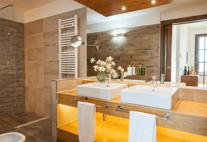 1 Bedroom Suite
