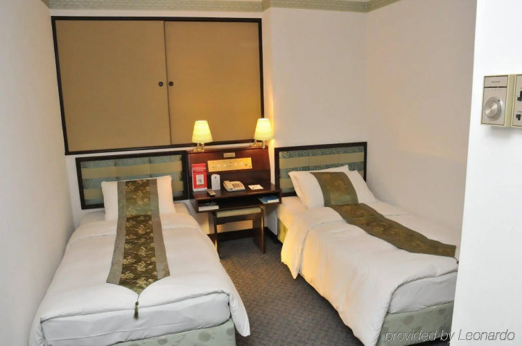 Evergreen Hotel