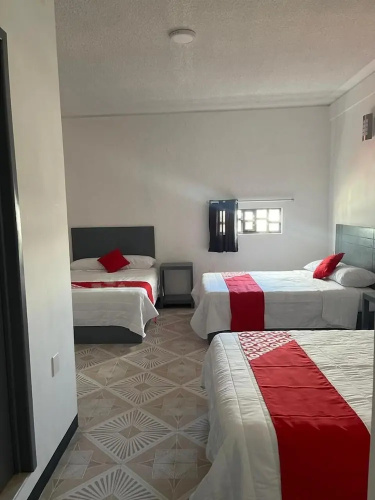 Hotel Puerta del Sur
