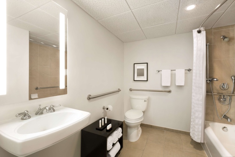 Embassy Suites by Hilton Boca Raton photo 11