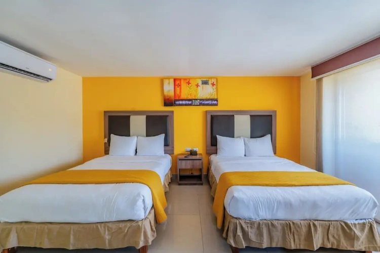 Standard Double room with city view