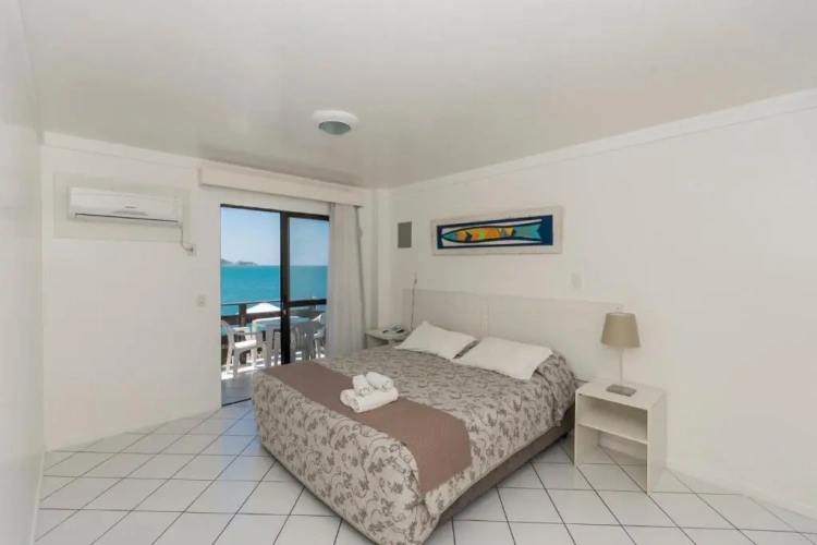Standard Triple room with balcony