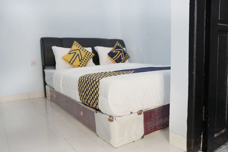 SPOT ON 2330 Pondok Grand Mamoa