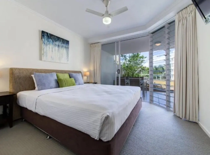 1 Bedroom Deluxe Apartment