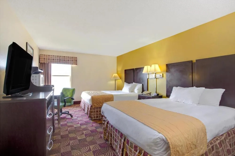 Days Inn & Suites Ridgeland