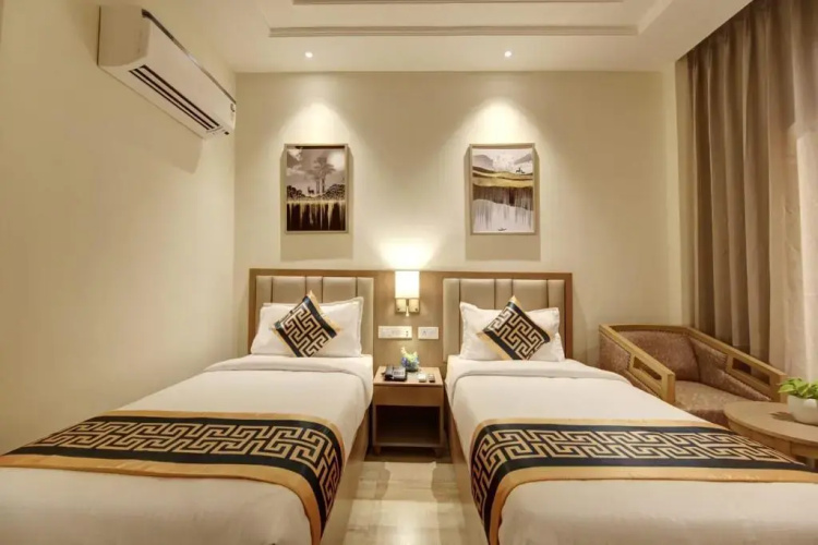 Hotels 18