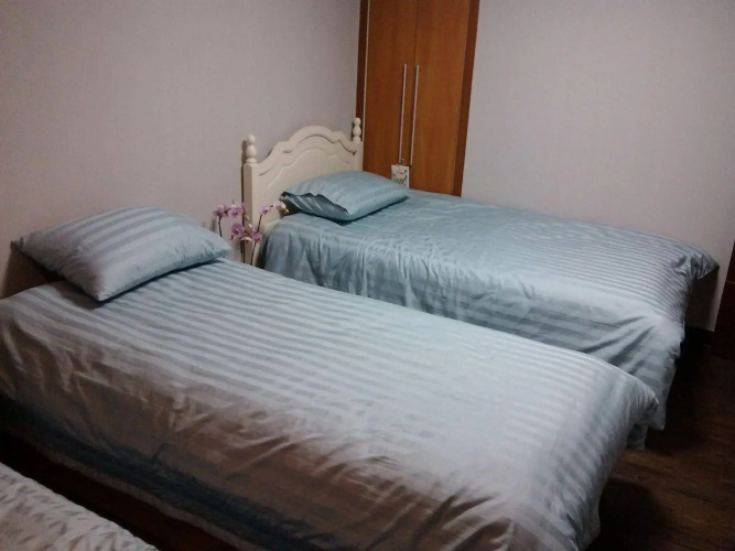 K Star Road Guesthouse - Hostel