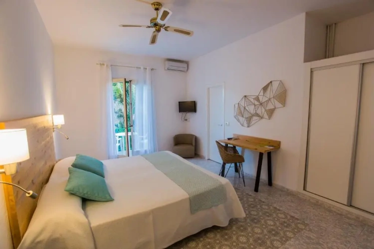 Standard Double room with balcony