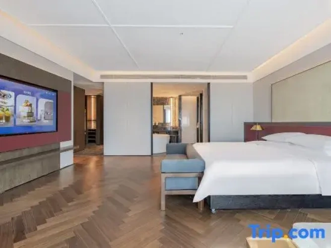 Premier Suite
