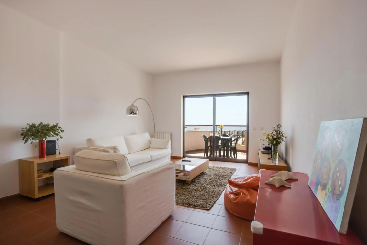 Meia Praia Beach Apartment
