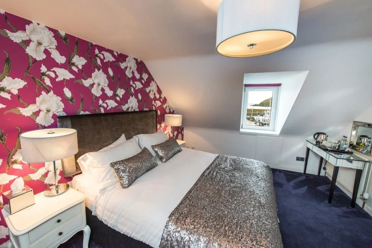 Deluxe Double Family room