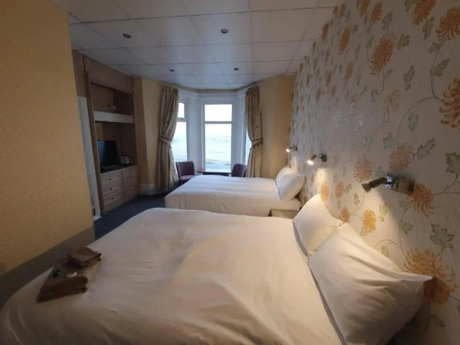 Standard Quadruple room with sea view