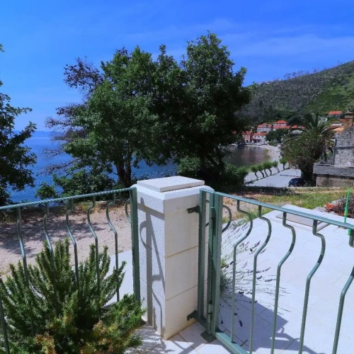 Studio with sea view