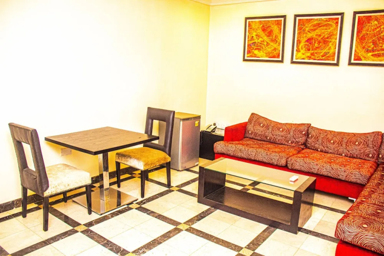 Hotel Quo Vadis