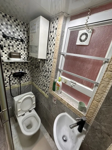 Economy room