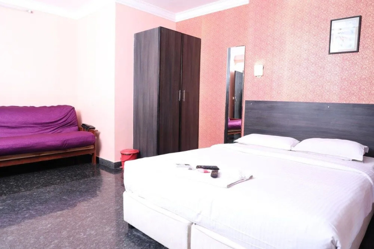 Ulo Green Apple Inn Kandanchavadi