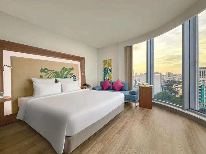 Deluxe Double room with city view