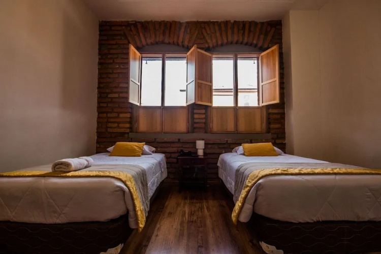 San Rocke House Hotel
