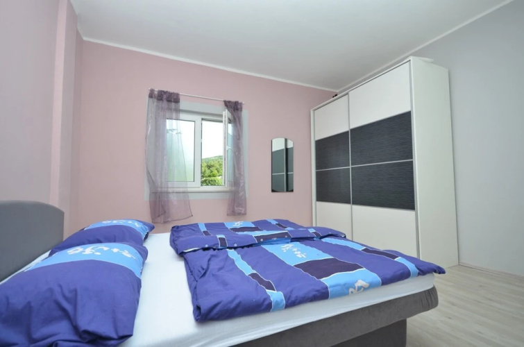 Apartment Damir