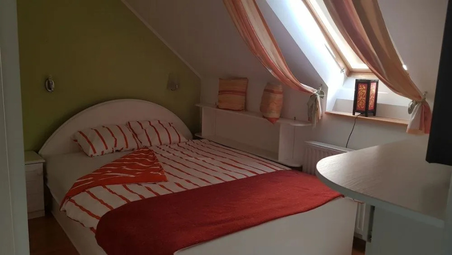 Aurora Premium Home