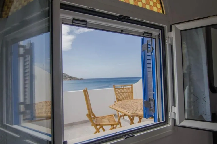 Classic Quadruple room with sea view