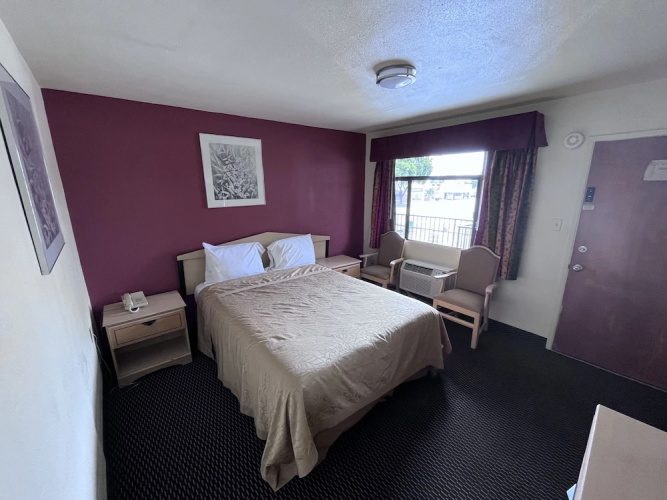 Economy Inn