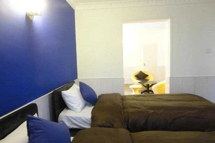 YADO240. Guest House