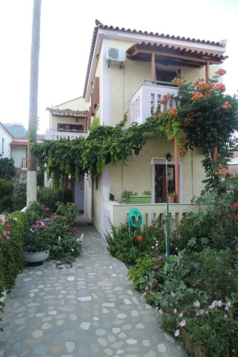 Smaragda Hotel