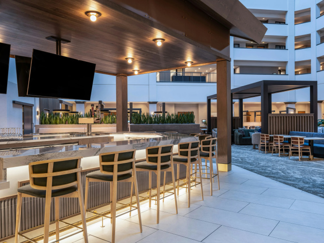 Embassy Suites by Hilton Hot Springs Hotel & Spa photo 33