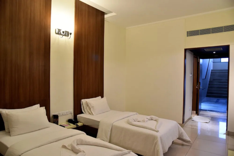 Rathna Residency