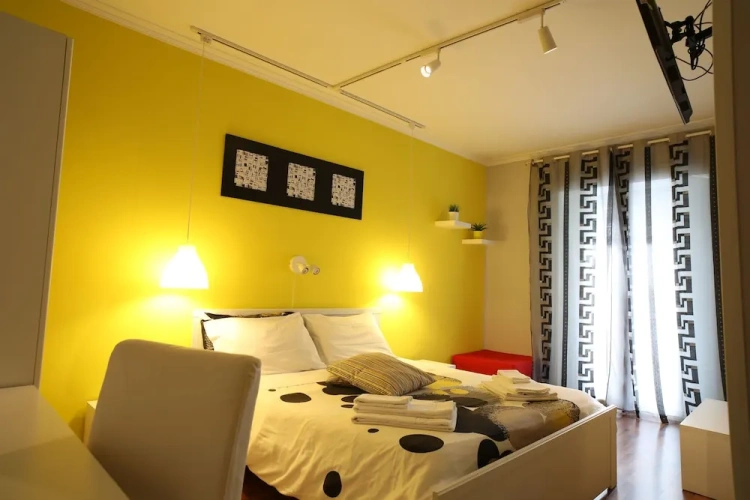 Standard Double room with balcony and with city view