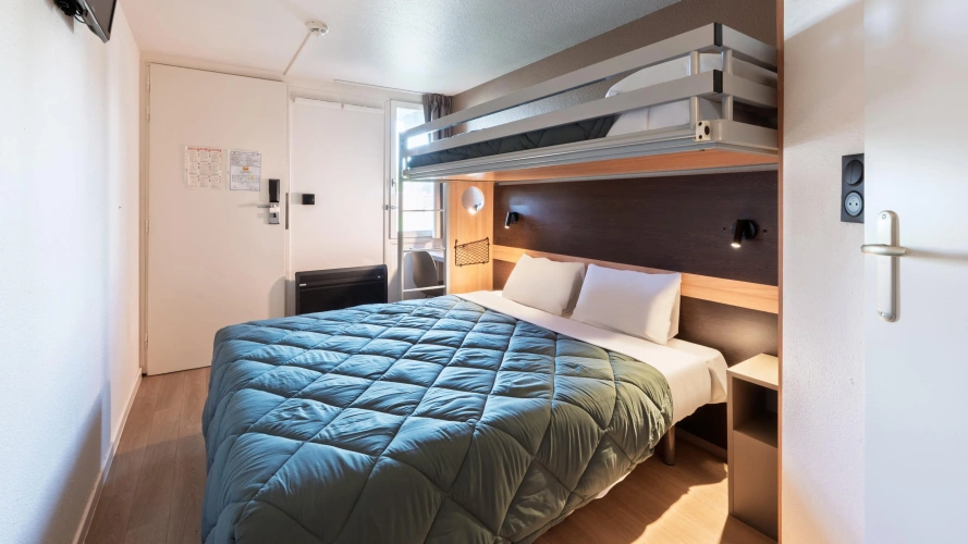 Standard Quadruple room