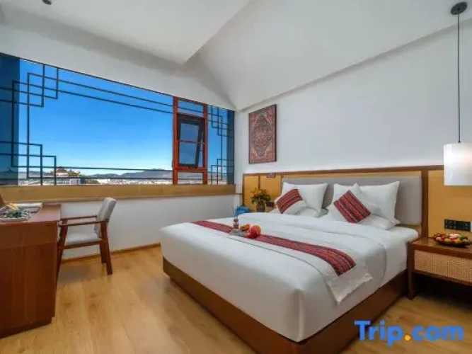 Standard Double room with view